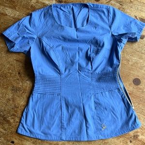 Jannuu ceil blue scrub top